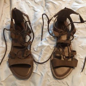 Crown Vintage gladiator tie sandals
